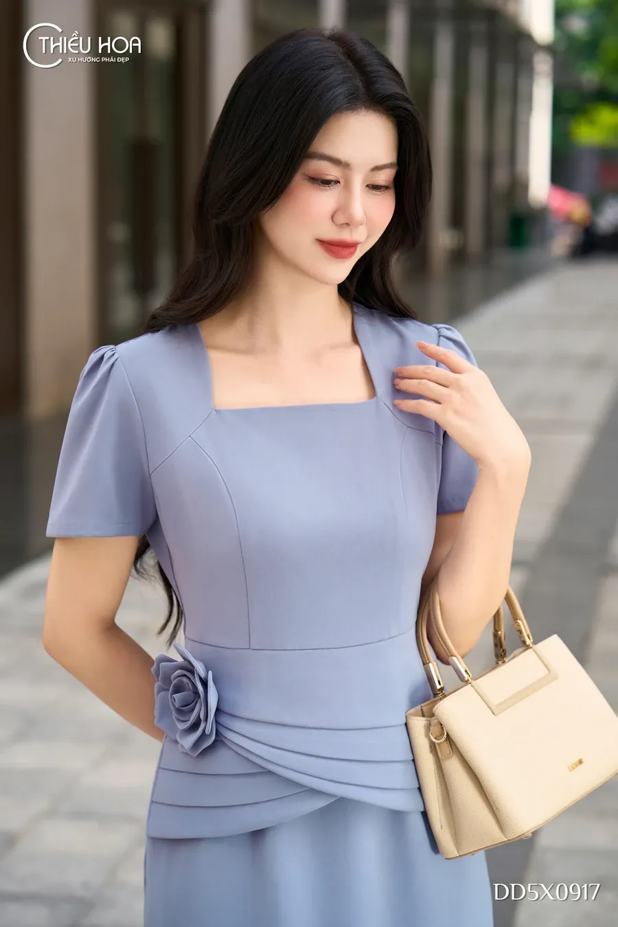 Ảnh 3 Đầm Dự Tiệc Cotton Lạnh Cổ Vuông Quý Tộc Phối Ngọc Trai