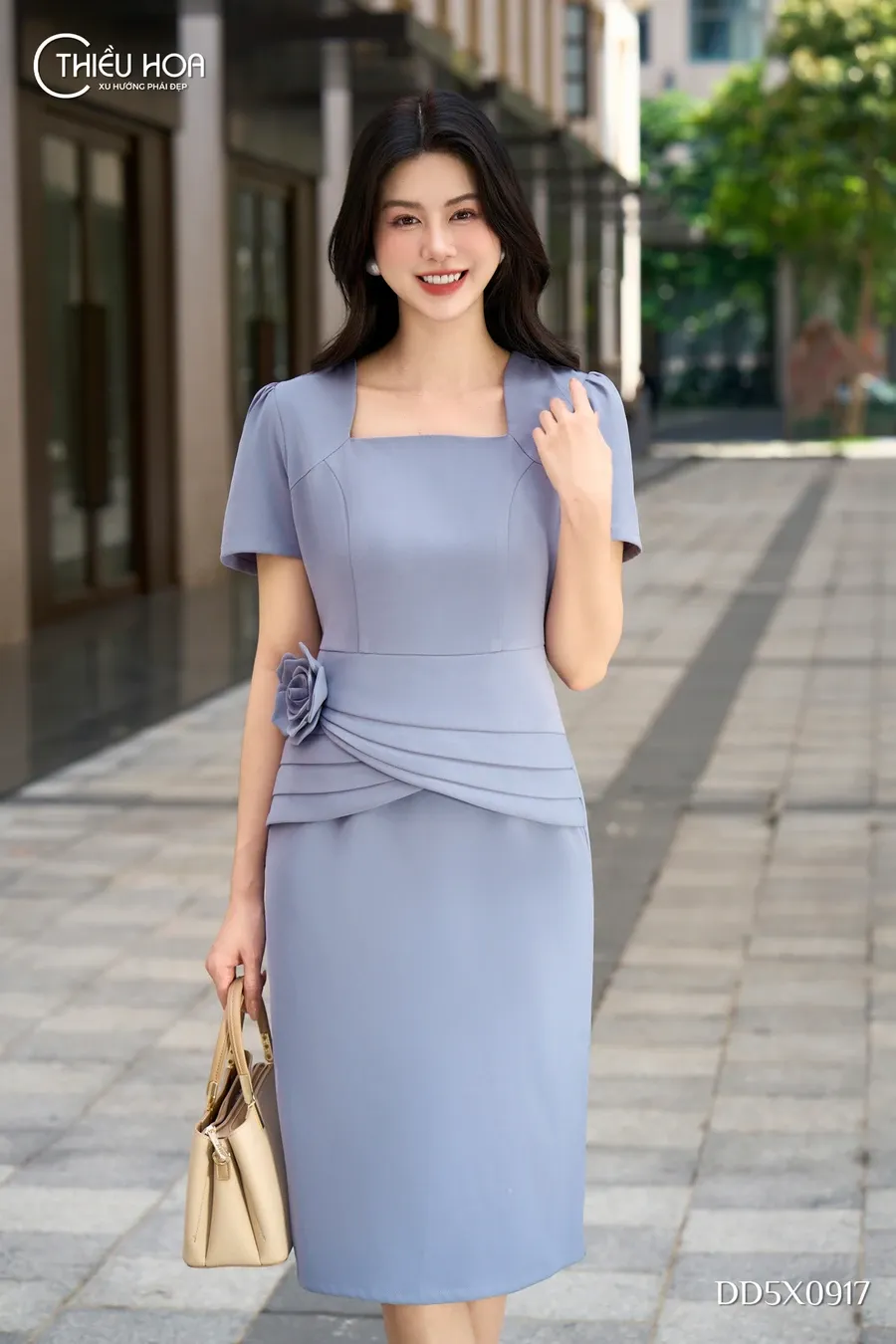 Ảnh 4 Đầm Dự Tiệc Cotton Lạnh Cổ Vuông Quý Tộc Phối Ngọc Trai