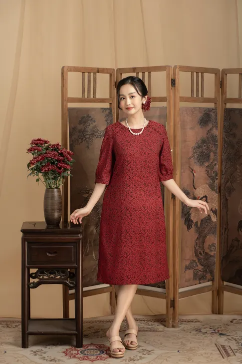 Đầm Trung Niên Cao Cấp, chất liệu Gấm Hàng Châu sang xịn, form suông cực tôn dáng thương hiệu Thiều Hoa DD3L0611