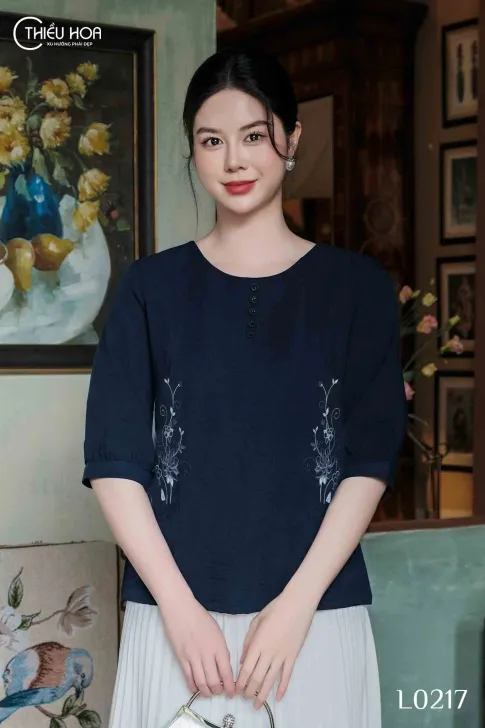 Áo kiểu trung niên, chất liệu linen thun mềm mại, cao cấp sang trọng tặng mẹ Thiều Hoa AN4L0217