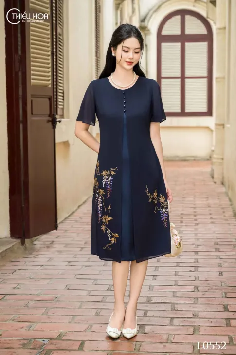 Đầm trung niên thiết kế sang trọng nhã nhặn chất liệu Chiffon phối Lụa thương hiệu Thiều Hoa DD4L0552