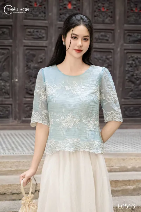 Áo kiểu trung niên thiết thế trẻ trung nhẹ nhàng chất kiệu tơ hoa thoáng mát thương hiệu Thiều Hoa AN4L0563