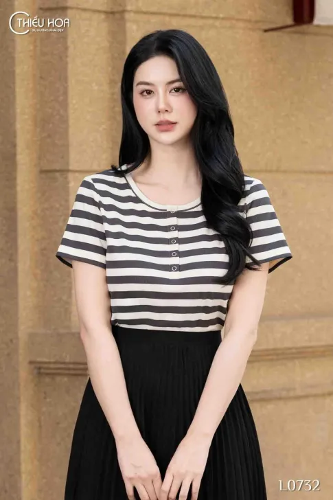 Áo trung niên Thun thiết kế trẻ trung hiện đại chất liệu Thun sọc gân co giãn thương hiệu Thiều Hoa AN4L0732