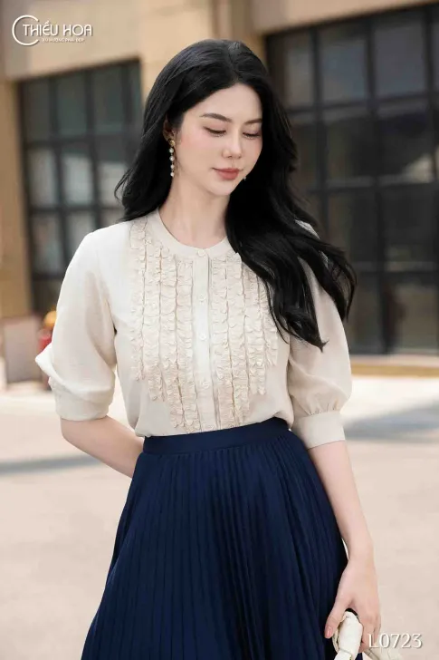 Áo kiểu trung niên thiết kế thanh nhã chất liệu Tơ Gân mềm mịn thương hiệu Thiều Hoa AN4L0723