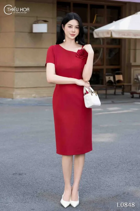 Đầm trung niên thiết kế tinh xảo sang trọng chất liệu Cotton Lạnh êm dịu trên da thương hiệu Thiều Hoa DD4L0848
