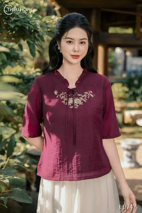 Áo kiểu trung niên thiết kế thoải mái chất liệu Tơ mịn dập nhăn thương hiệu Thiều Hoa AN4L0747