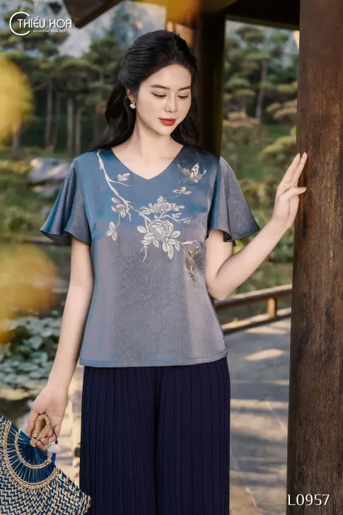 Áo kiểu trung niên thiết kế thanh lịch chất liệu chất liệu Lụa thương hiệu Thiều Hoa AN4L0957