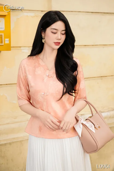 Áo kiểu trung niên thiết kế sang trọng chất liệu Gấm mềm mại thương hiệu thiều Hoa AN4L0961