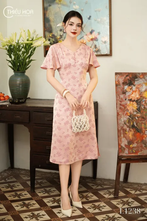 Đầm Gấm Hoa Cổ Tim Xếp Ly Thiết Kế Thương Hiệu Thiều Hoa DD4L1238