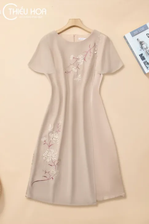 Đầm Trung Niên Chiffon Phối Lụa Thiều Hoa DD5X0445 – Thanh Lịch & Quý Phái