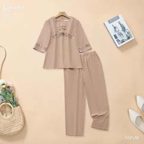 Đồ Bộ Trung Niên Linen Thun Thiều Hoa DB5X0541 – Thoáng Mát & Thanh Lịch