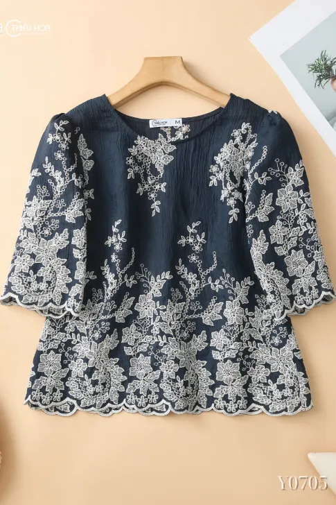 Áo Trung Niên Kiểu Xô Thêu Hoa Cao Cấp Thanh Lịch AN5X0705 – Thiều Hoa