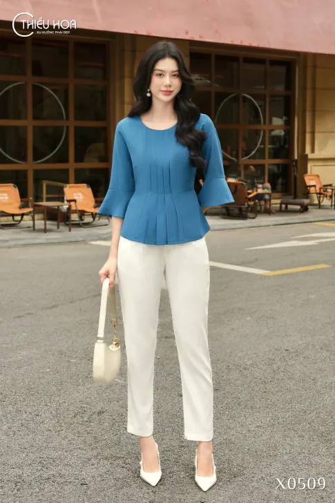 Áo Kiểu Tơ Gân Thiều Hoa AN5X0509 – Áo Trung Niên Đơn Giản, Dễ Phối & Thanh Lịch