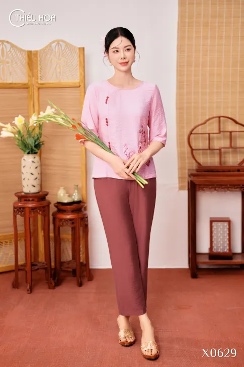 Đồ Bộ Trung Niên Tơ Xước Cao Cấp Đơn Giản Thanh Thoát DB5X0629 - Thương Hiệu Thiều Hoa