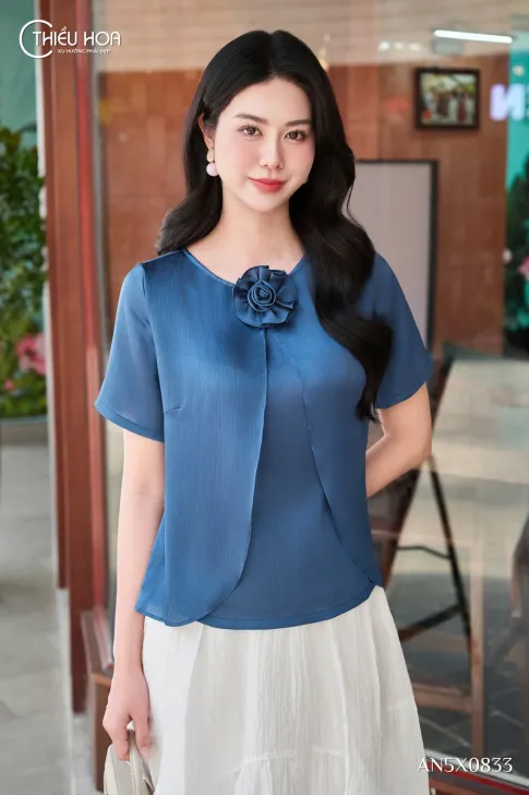 Áo Kiểu Trung Niên Tơ Gân 2 Lớp Đính Hoa Thủ Công AN5X0833