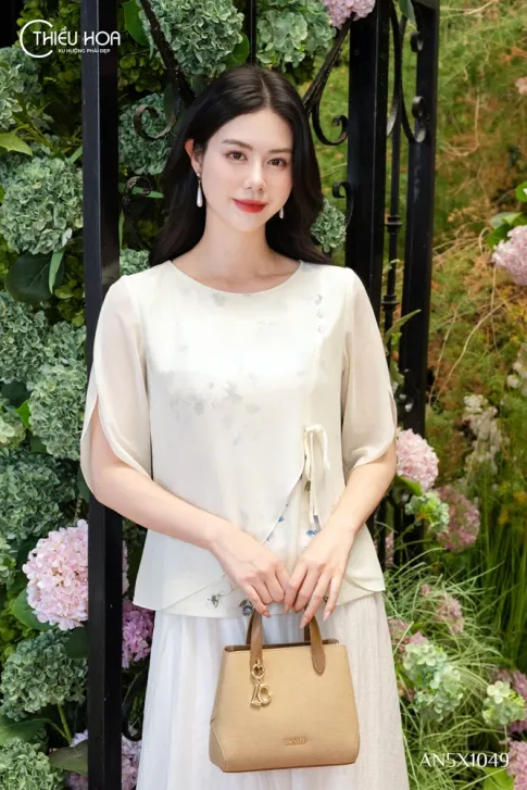 Áo kiểu lụa in hoa phối Chiffon AN5X1049 - Thanh nhã Nhẹ nhàng