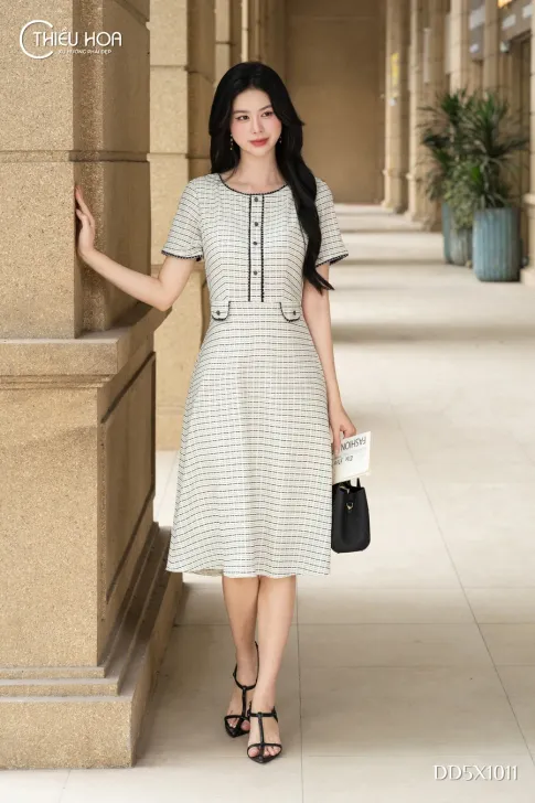 Đầm dạo phố thun sọc gân DD5X1011: Thanh lịch sang trọng