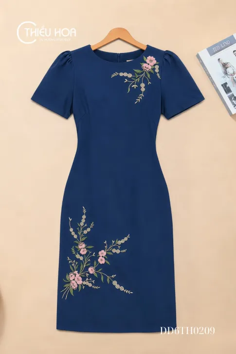Đầm Dạo Phố Cotton Lạnh DD6TH0209 - Thanh Nhã Và Thêu Hoa Tinh Tế