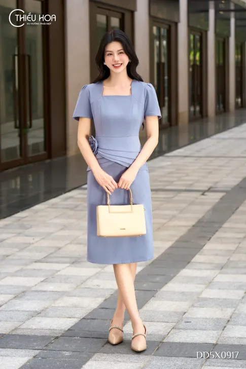 Đầm Dự Tiệc Cotton Lạnh Cổ Vuông DD5X0917 Thanh Lịch - Thiều Hoa