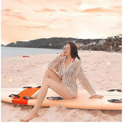 Áo lưới đi biển mix cùng bikini
