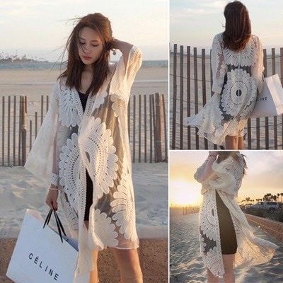 Mix bikini cùng áo kimono đi biển