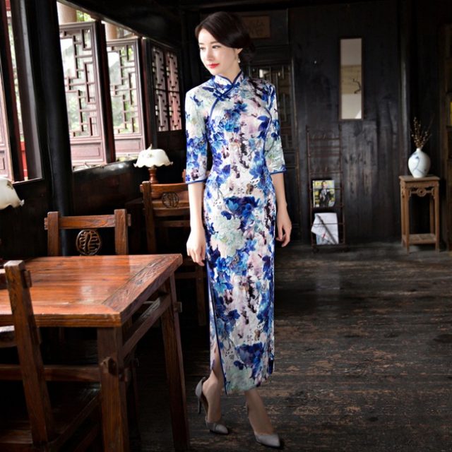 Thời trang dự tiệc cho người trung niên