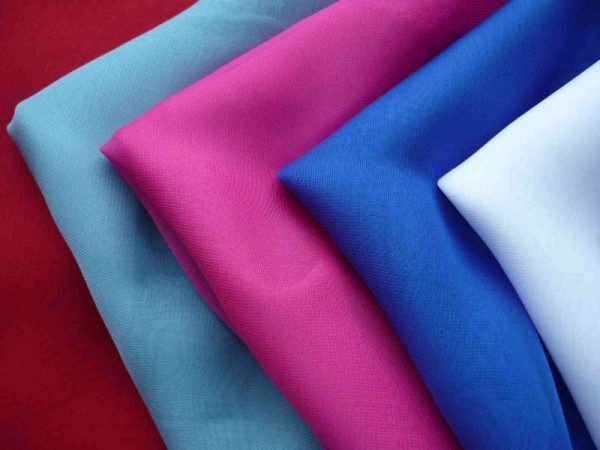 Vải lụa vừa mang tính chất của vải lụa vừa mang đặc điểm của vải lanh