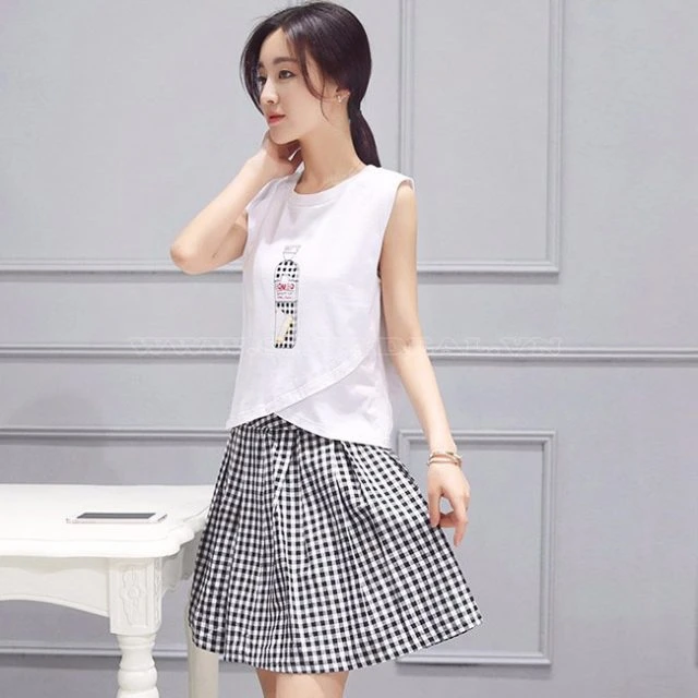 Chân váy caro năng động, trẻ trung với kiểu kẻ Gingham