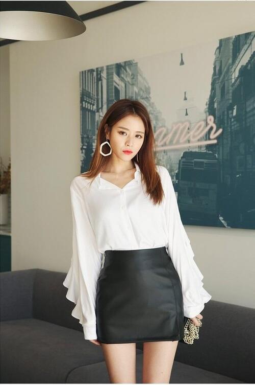Mix áo với chân váy da cho nàng tung tăng dạo phố
