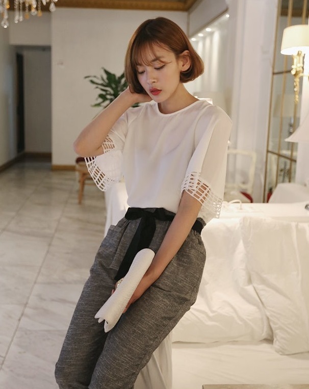 4 mẫu áo kiểu nữ "làm mưa làm gió" hot nhất năm 2021