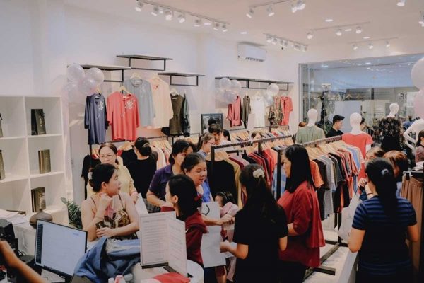 Thiệu Hóa - Địa chỉ cung cấp quần áo trung cấp thượng lưu |
