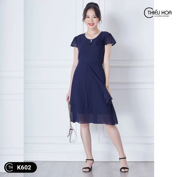 Đầm dạ hội phối chất liệu voan cho độ tuổi 50