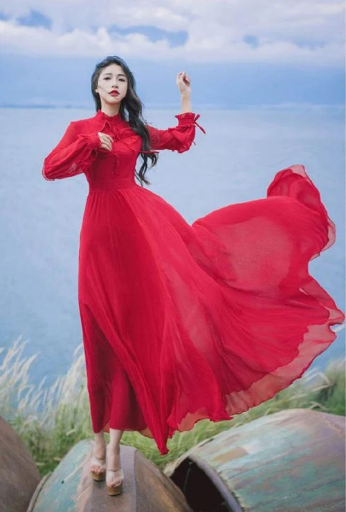 mẫu váy maxi hàng hiệu