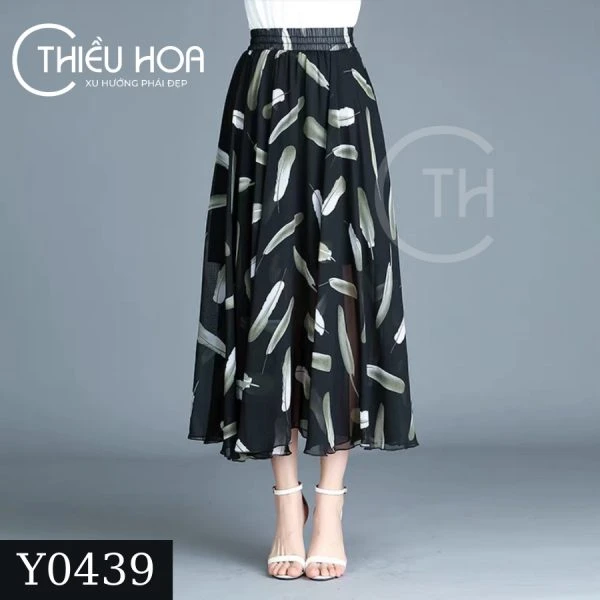 Chân váy dài họa tiết bắt mắt