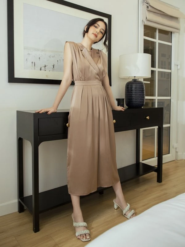 Đồ bay voan dài thắt lưng xếp ly