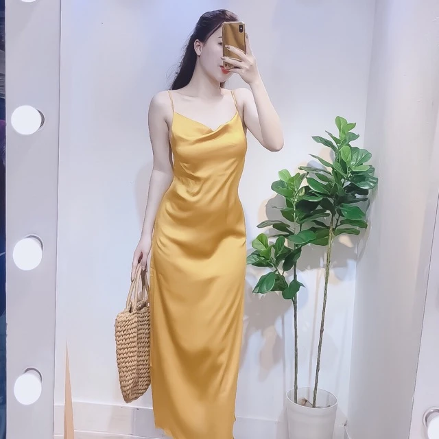 Đầm Lụa Khoét Eo Có Mút Ngực Cao Cấp - Váy Lụa Hở Eo Siêu Sang Chảnh - Dây Dáng  Dài Tôn Dáng | Shopee Việt Nam