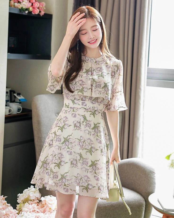 Đầm xòe hoa Hàn Quốc dáng ngắn tay lỡ 