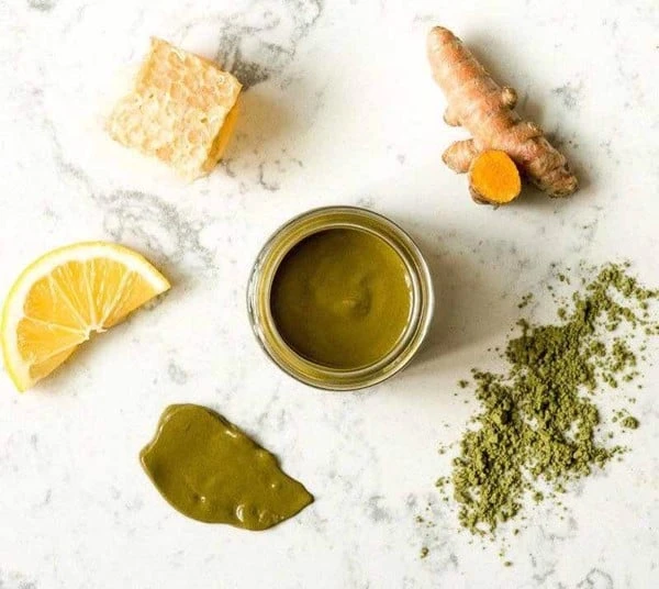 cong-thuc-mat-na-tra-xanh-nghe-mat-ong-giup-tri-mun-sang-da-1667835042 4