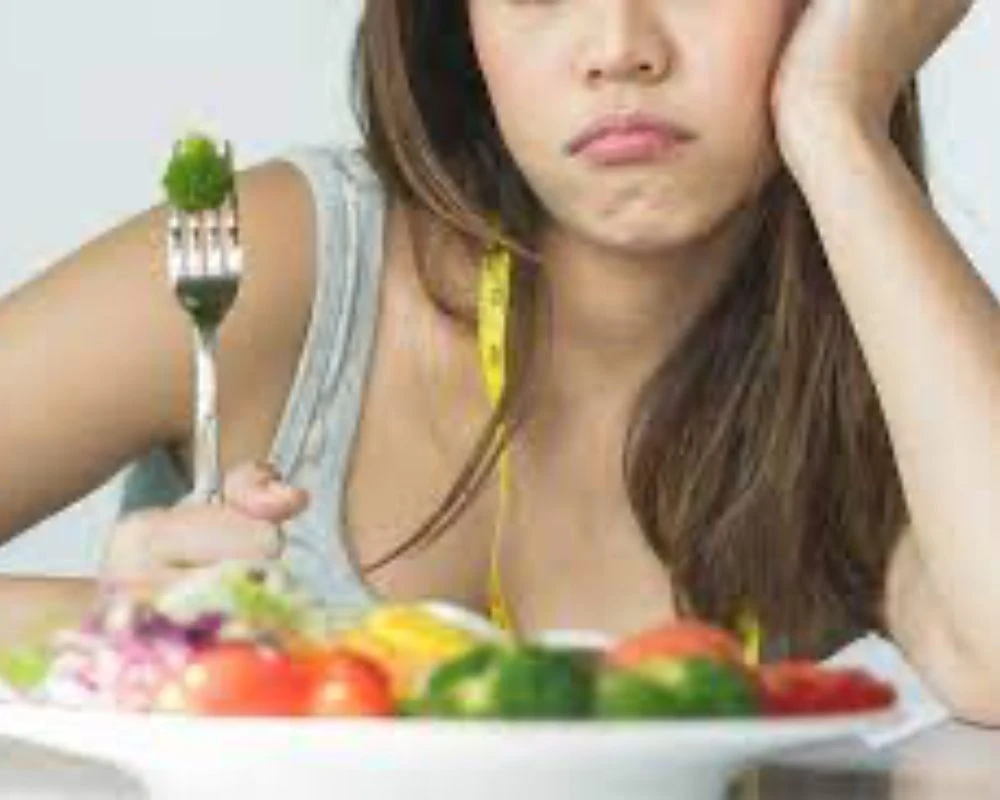 Chế độ ăn càng ít calo càng giảm cân nhanh