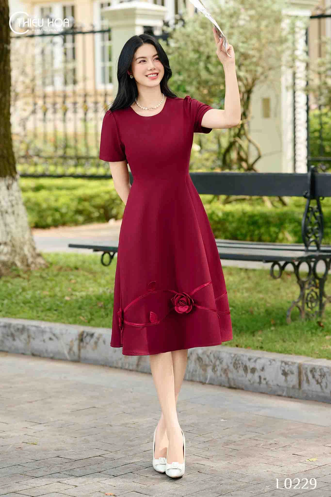 phu-nu-tuoi-50-mac-gi-dep 5