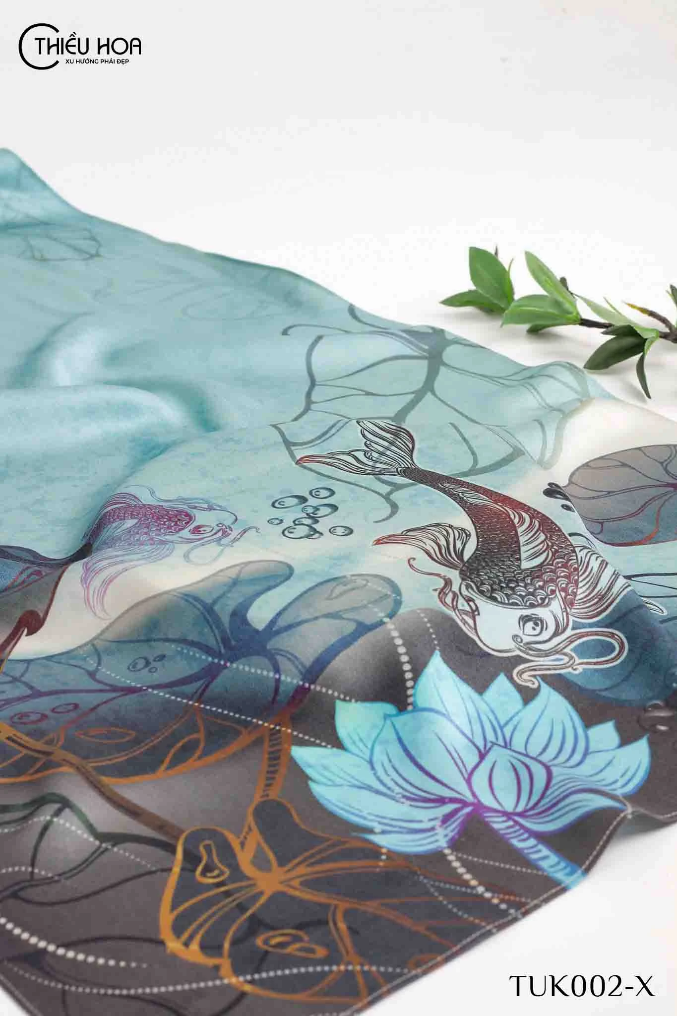 khan-choang-mua-dong-top-7-loai-giu-am-tot-nhat-cach-chon-khan-luakhan-quang-co 3