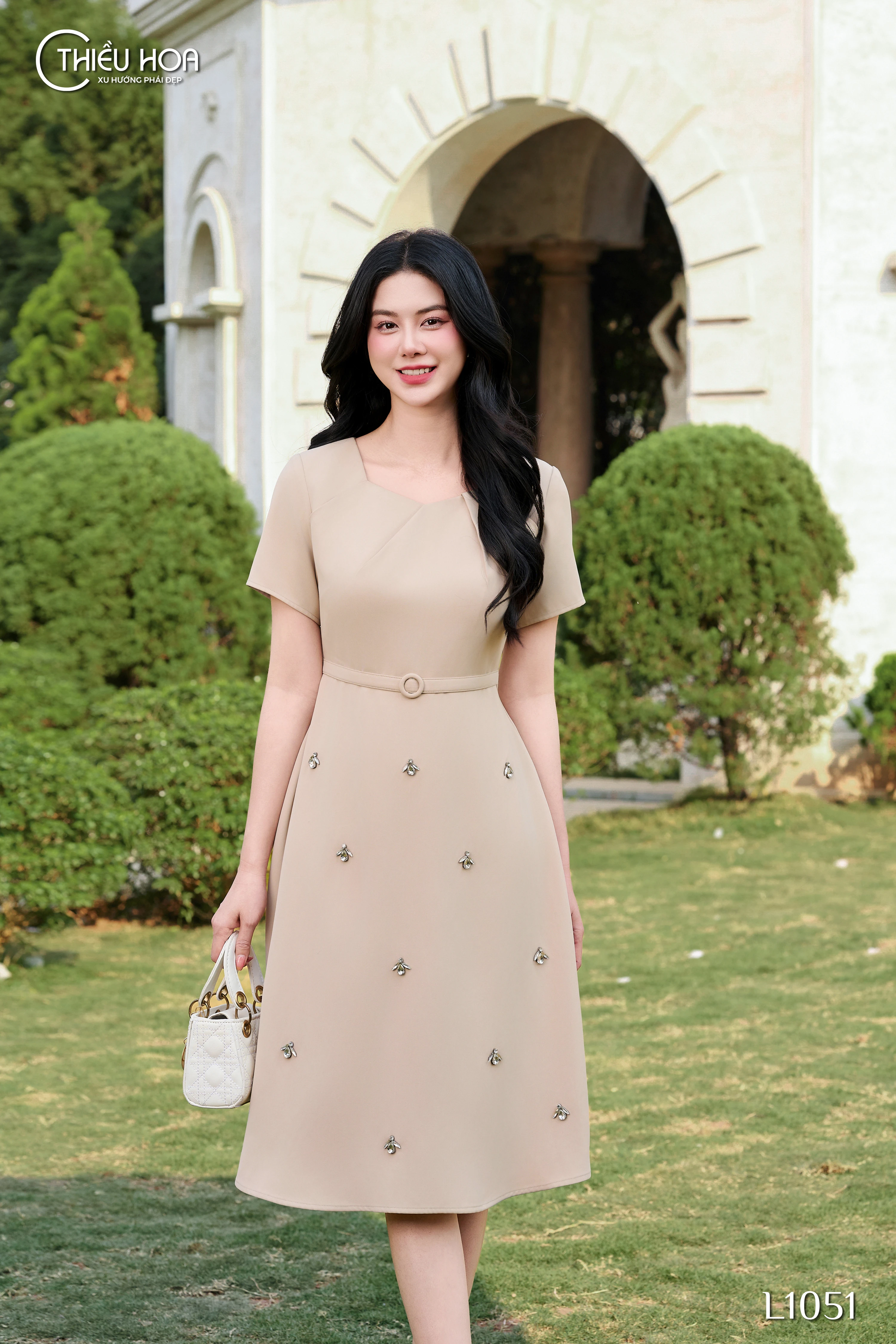 đầm trung niên không nhăn