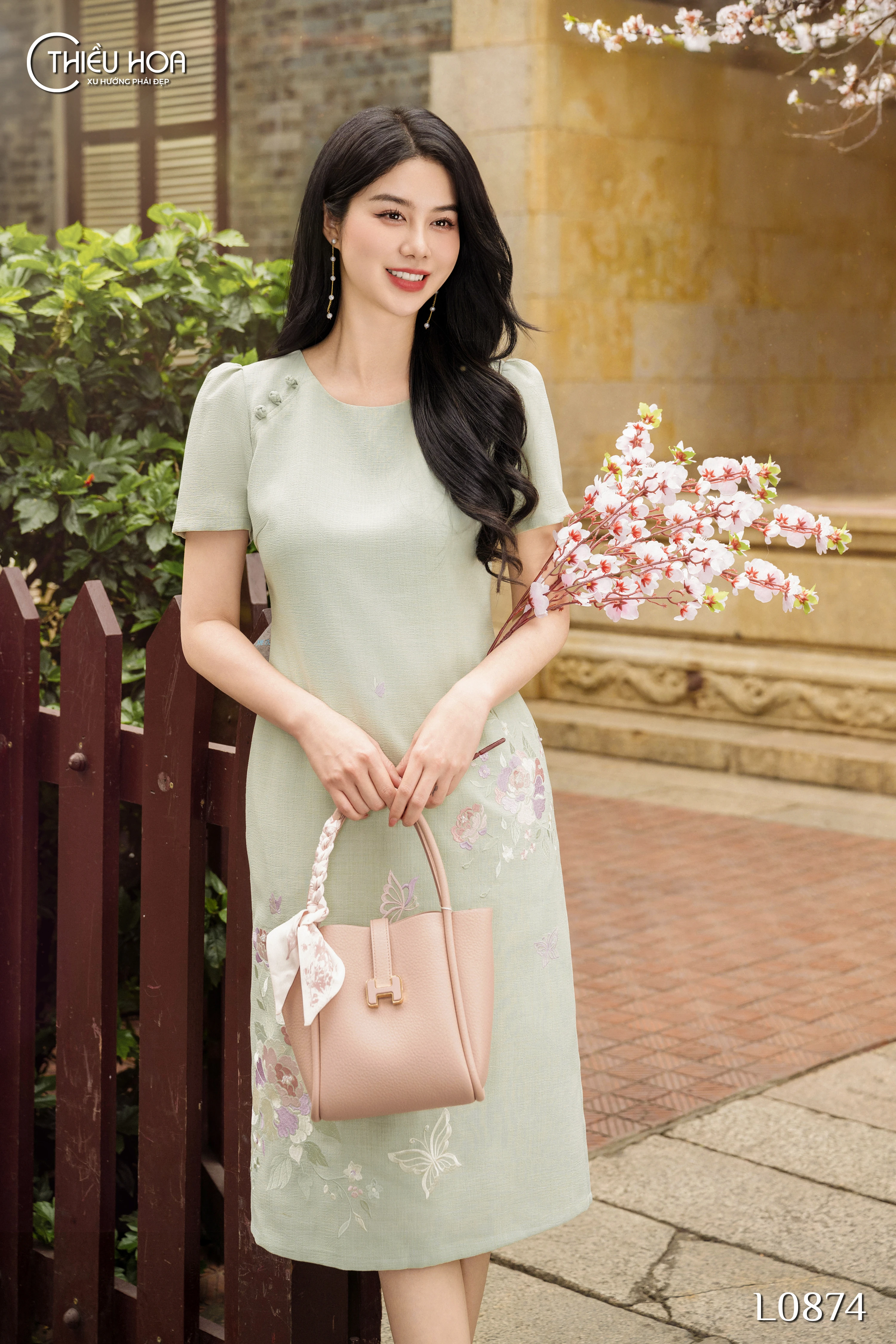 nữ trung niên
