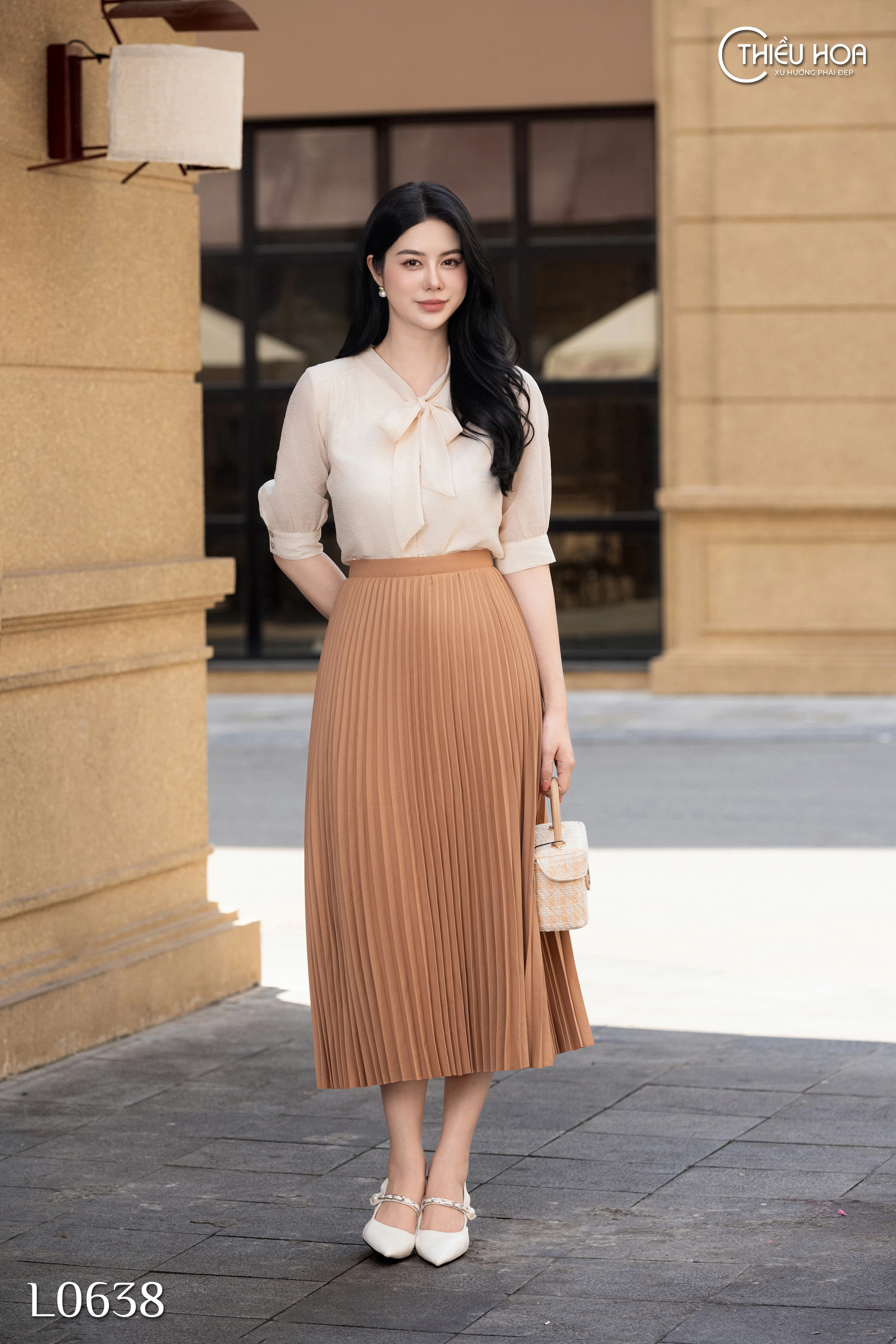 chân váy xếp ly