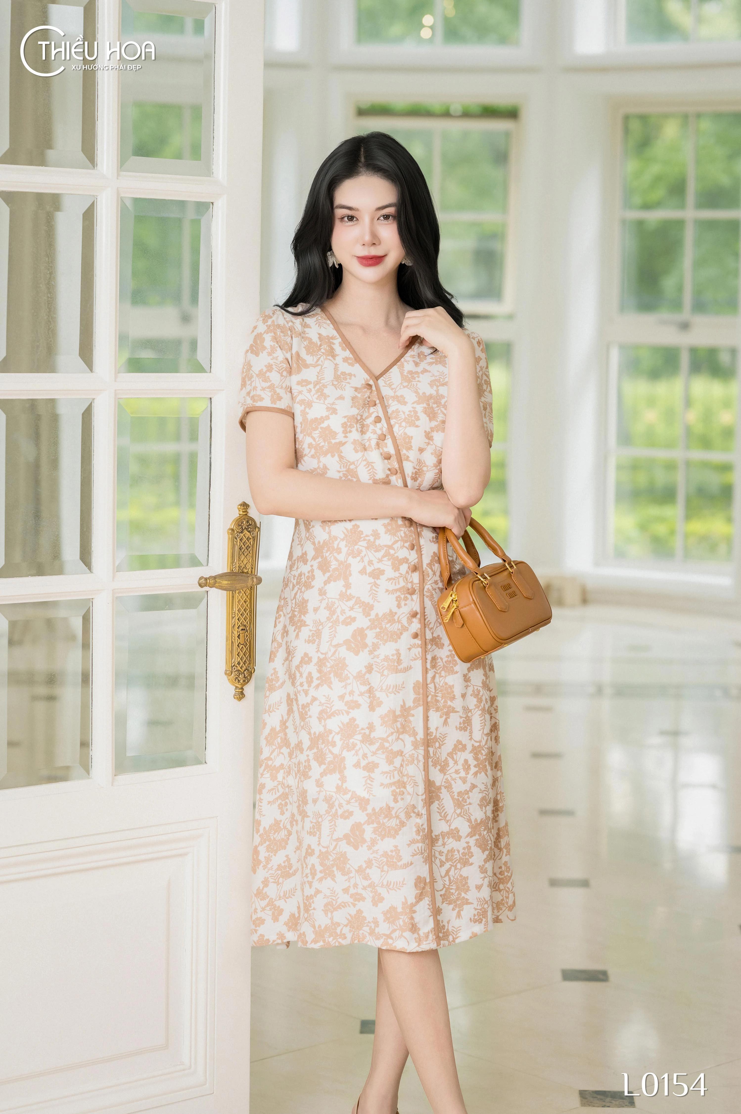 nữ mệnh mộc hợp màu gì