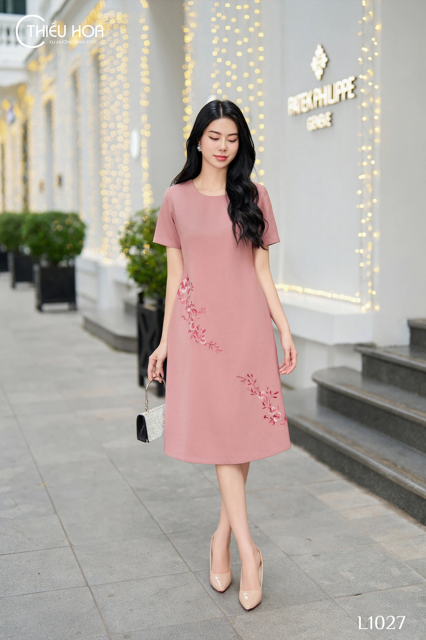 đầm dạo phố