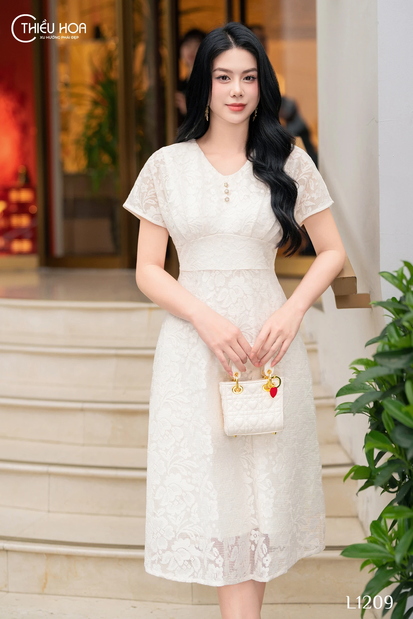 đầm dạo phố