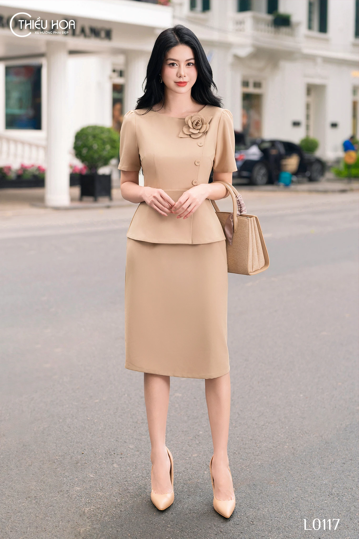 đầm có đai chiết eo