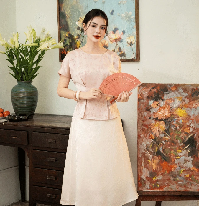 dáng người hình chữ nhật nên mặc gì