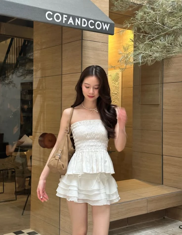 nữ vai rộng nên mặc gì